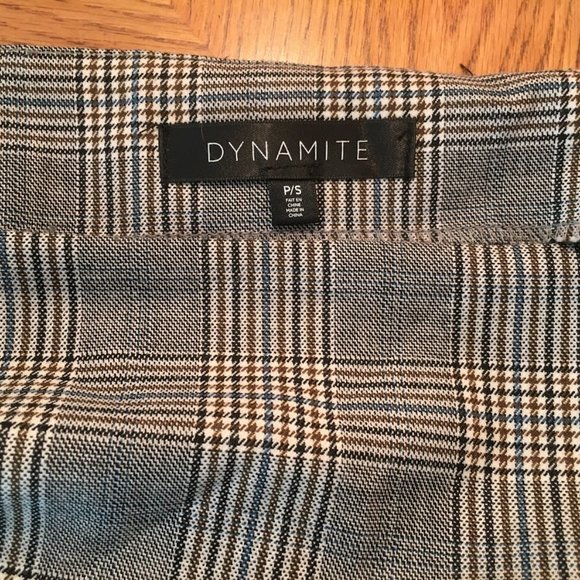 Plaid miniskirt - Picture 4 of 6